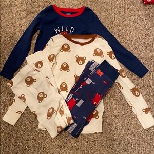 Two long sleeve 6T pajama sets by Old Navy